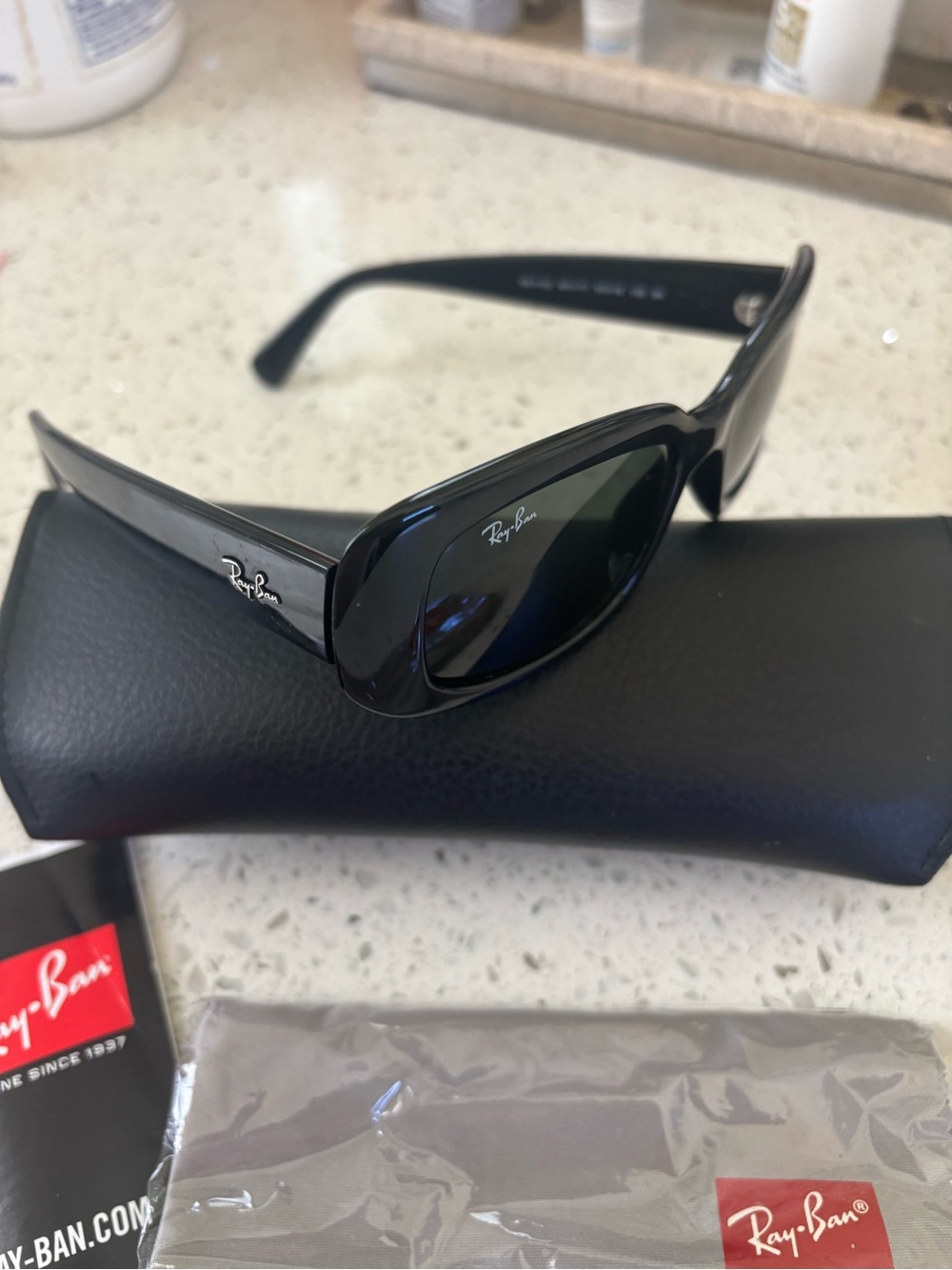 Ray-Ban Black Frame Sunglasses with Green Lenses - Picture 7 of 12